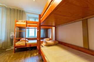 Хостелы Tallinn Backpackers Таллин Односпальная кровать в общем номере с 6 кроватями-6