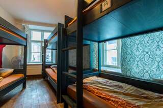 Хостелы Tallinn Backpackers Таллин Односпальная кровать в общем номере с 6 кроватями-8